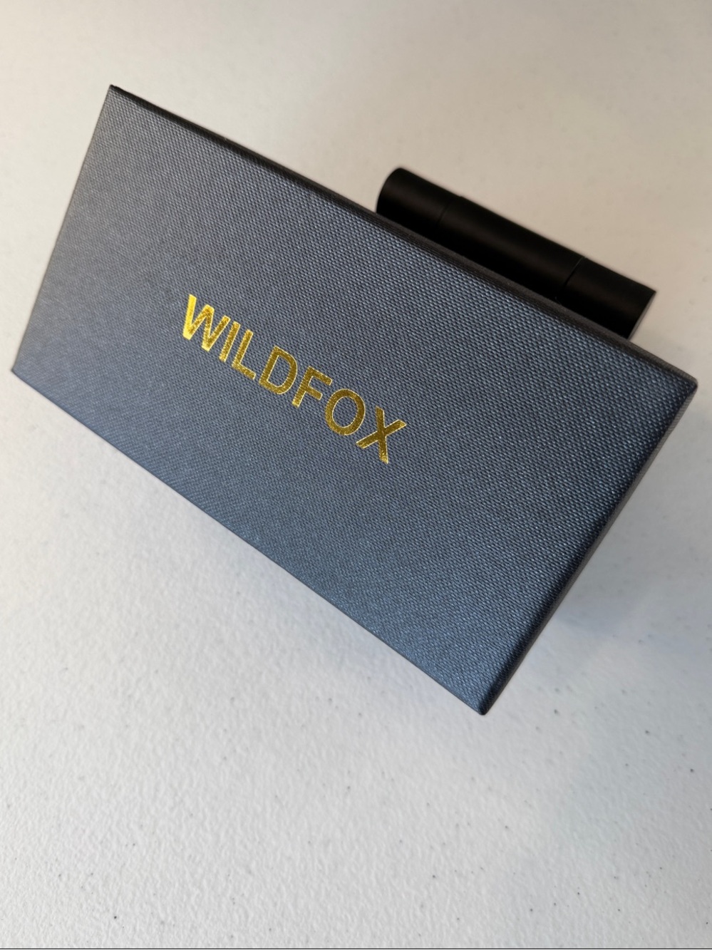 Wildfox Dynasty Oversized Aviator Black and Gold Sunglasses with Eyewear Case - Picture 12 of 15